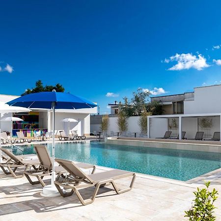 Azzurra Aparthotel Calimera  Eksteriør billede